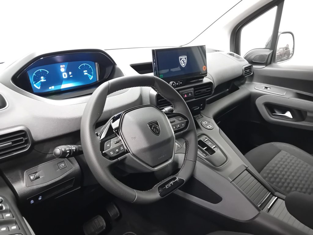 RIFTER-SJ858846-MANRESA-IGUALADA-KM0-OFERTA (3)